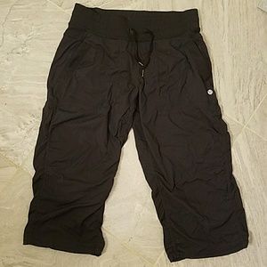 LuLuLemon Dance Studio Crop